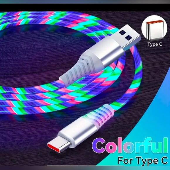 Streamer Light Charging USB-C Cable - Picture 2 of 4